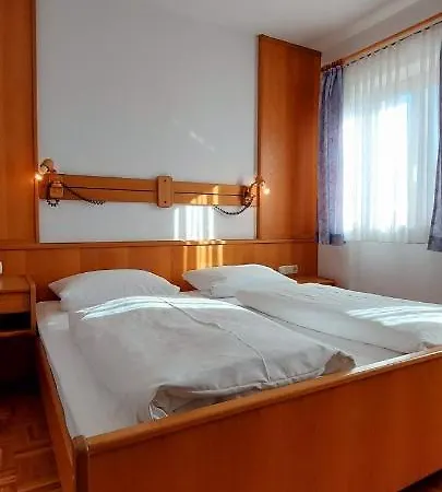Hotel-restaurant Kreuzhuber Neuburg am Inn